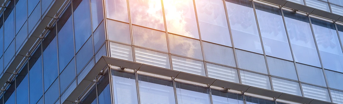 UV-Resistant Glass Experts&nbsp;in Dunedin, FL